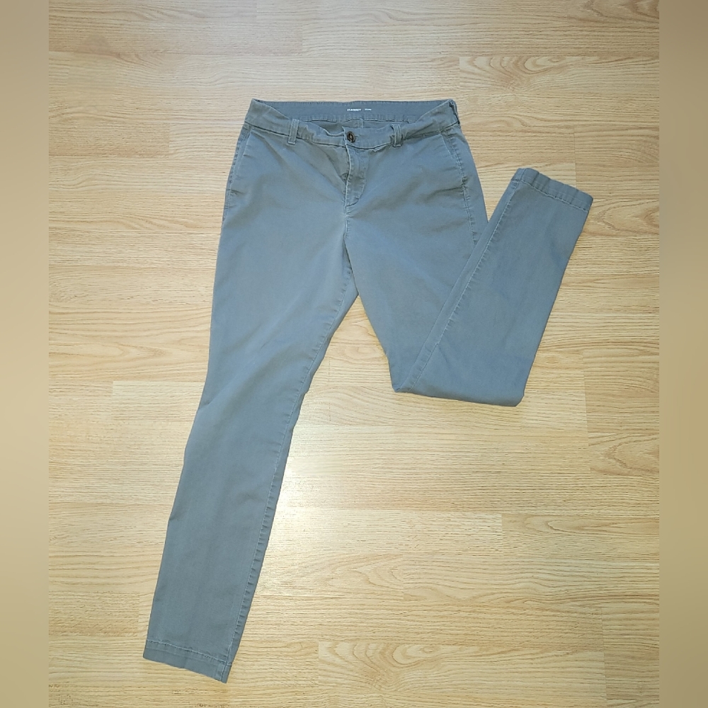 Old Navy Grey Skinny Ankle Pants - Size 10 Long